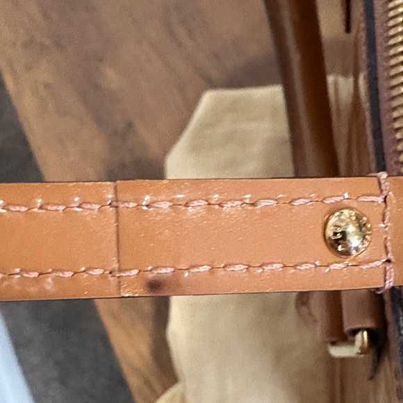 Louis Vuitton Alma Vernis Shoulder Bag in Rose Velours - Picture 12 of 13